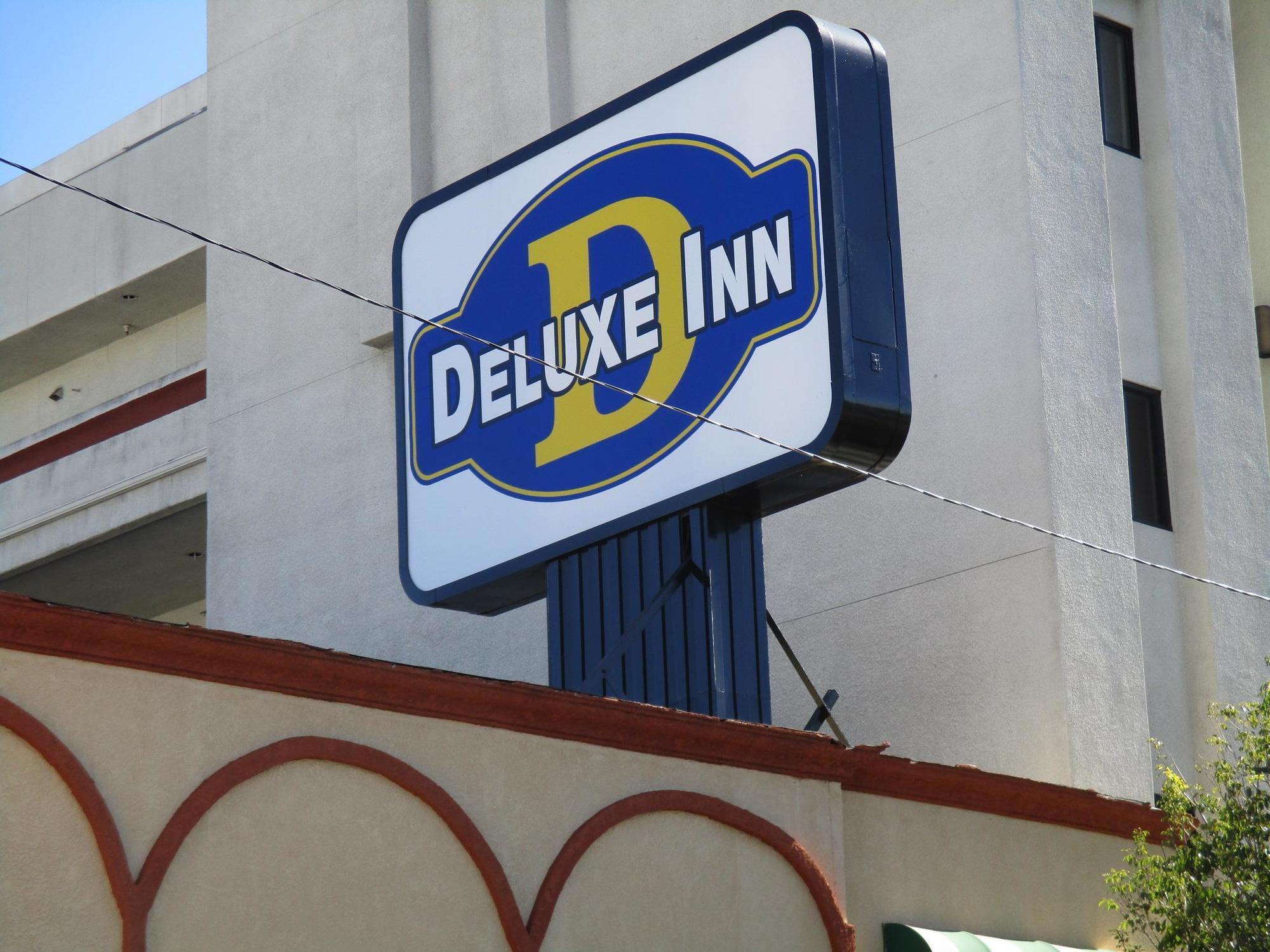 Deluxe Inn Hawthorne/ Lax Bagian luar foto